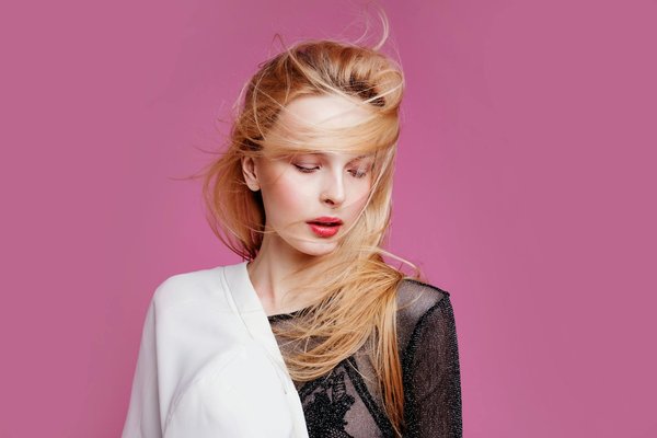 Les Imprimés emblématiques des Années 70 : Un Voyage Rétro Inoubliable